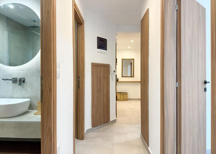 דירה Luxury Downtown D5 *