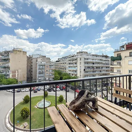 Luxury Downtown D5 *